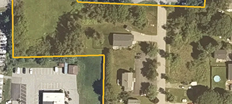 33 Mildred Ave
