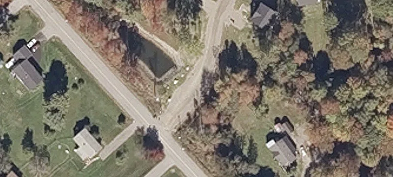 2 Twin Oak Dr