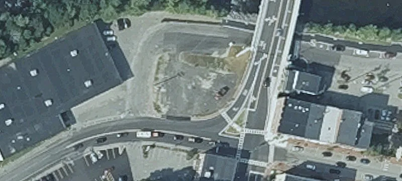 2 Brg St