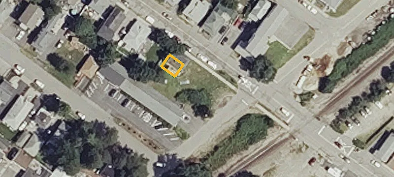 27 Un Ave