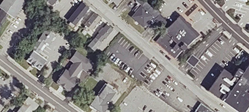 30 Pleasant St