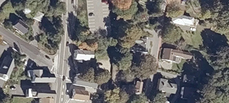 21 Main St