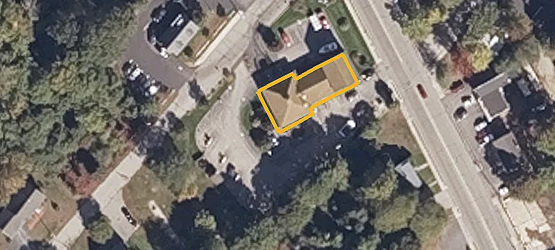 585 Main St