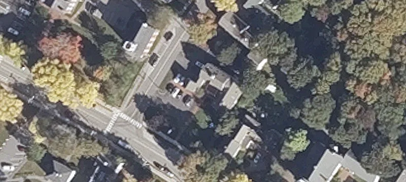 121 Main St