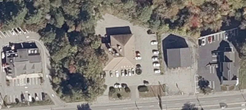 96 Pleasant St