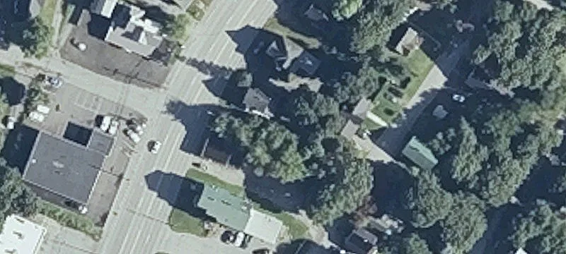 139 College Ave