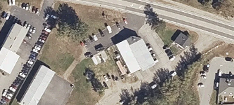 1811 Main St