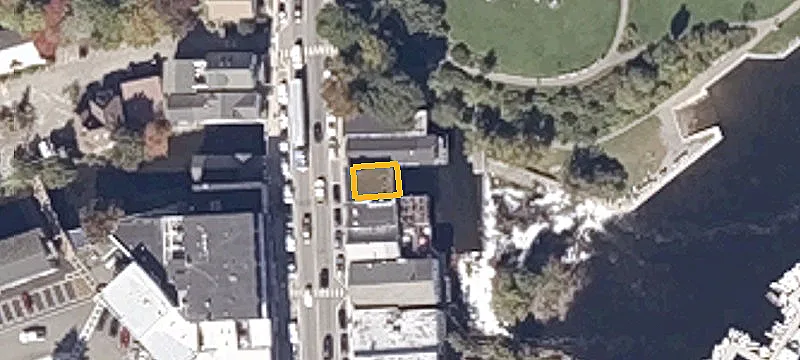 39 Main St