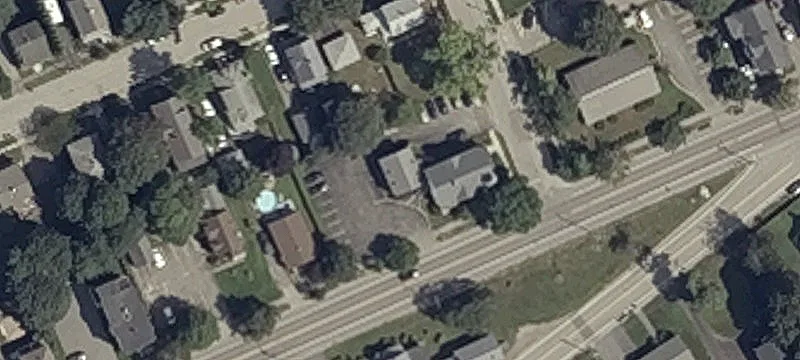 963 Broadway