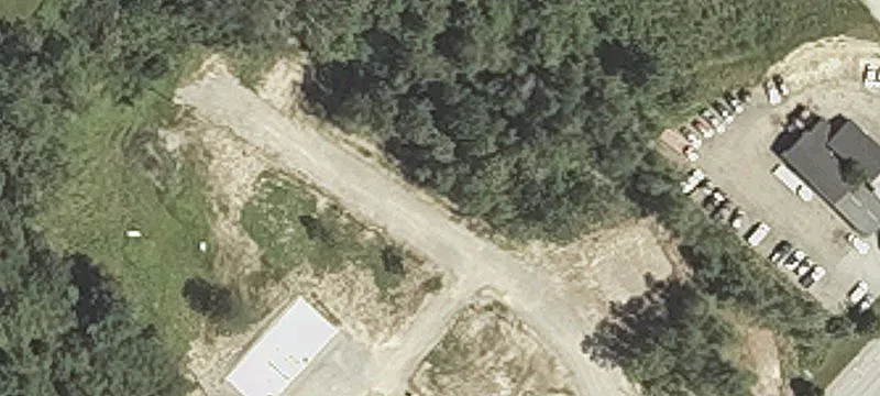 586 Main N Rd