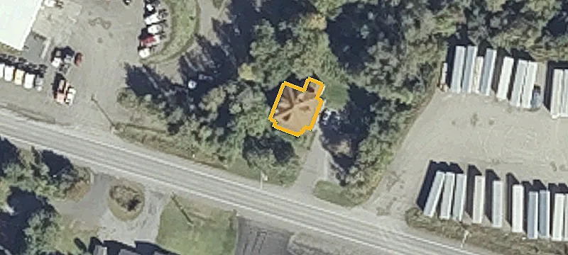 704 Main St