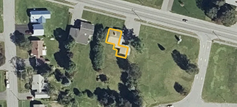 136 Academy St