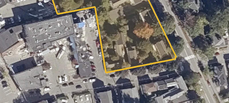 11 School St