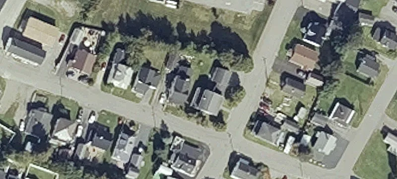 121 5th Ave