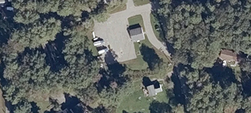 216 Middle Rd