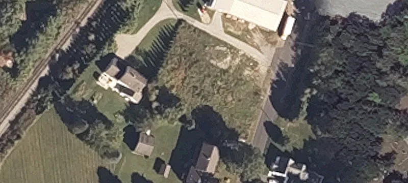 9 Edwards Ave