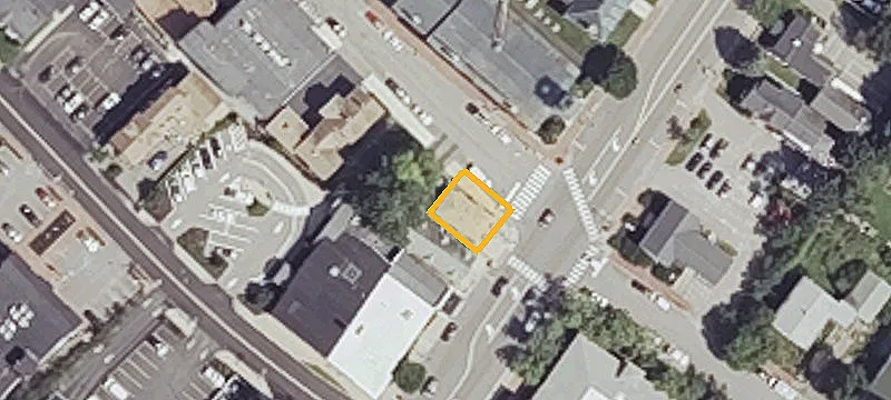 294 Main St