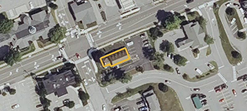 81 Main St