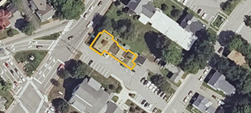 365 Main St