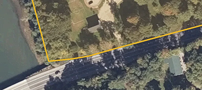 272 Us Rte 1st 1