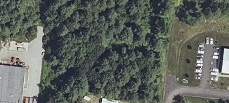 16 Eastern Dr