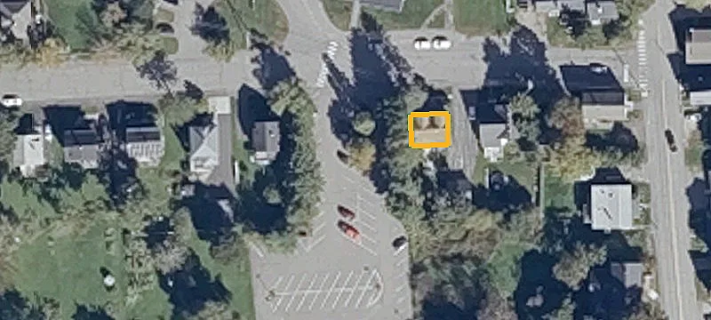 8 Park St