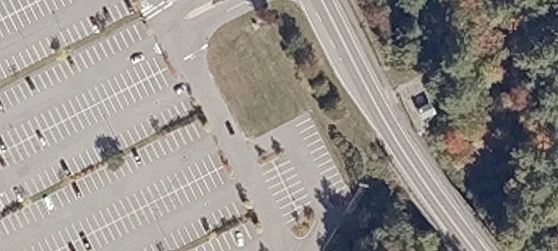 133 Topsham Fair Mall Rd