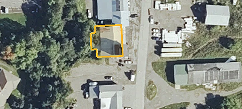 16 Hillview Ave