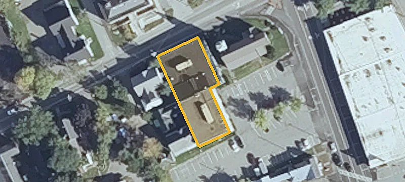 136 Center St