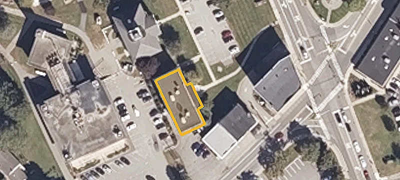 469 Main St