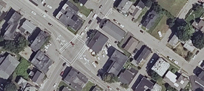 77 Hl St