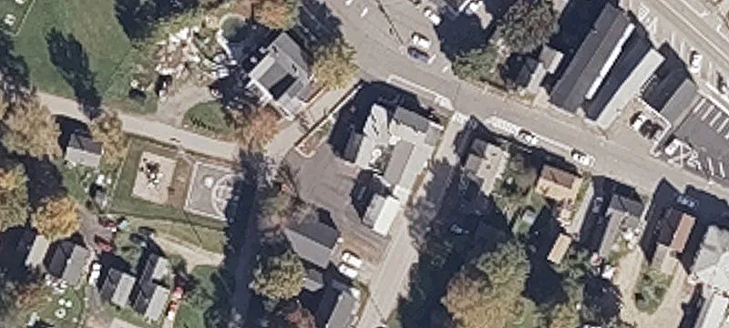 24 Market St