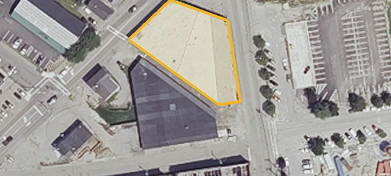 8 Lincoln St