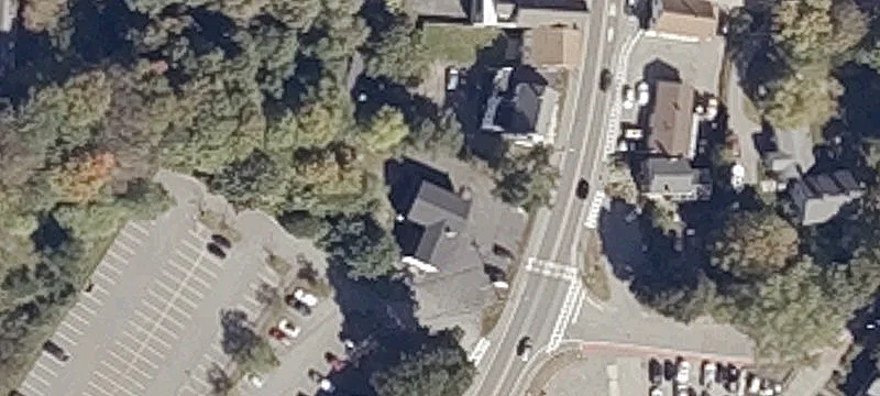 12 Main St