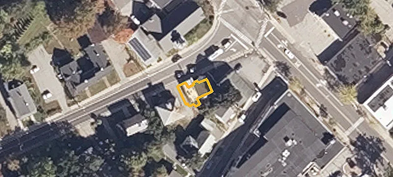 6 Lebanon St
