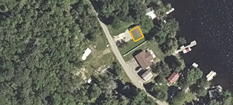 207 Lakeside Lndg Rd