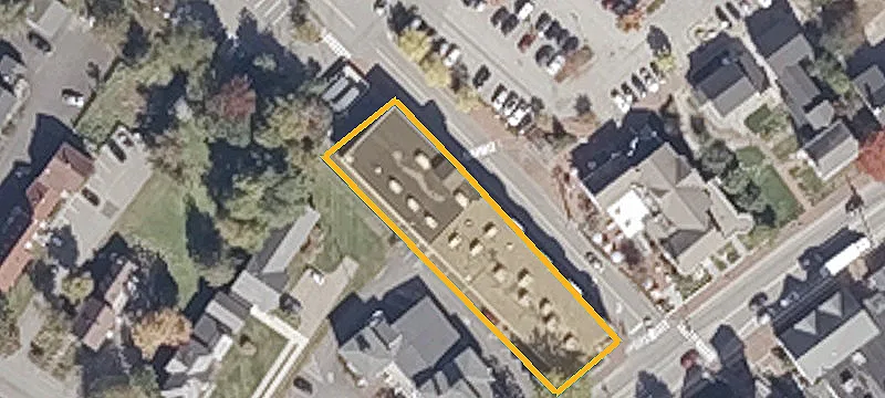 35 Main St