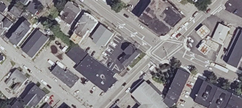 319 Main St