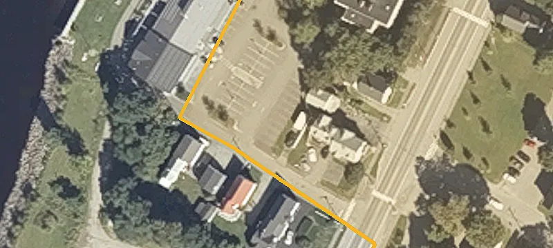 7 Hardy St