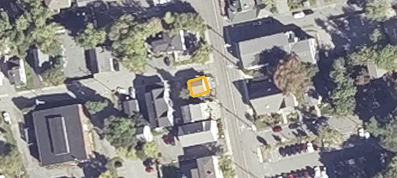 325 Main St