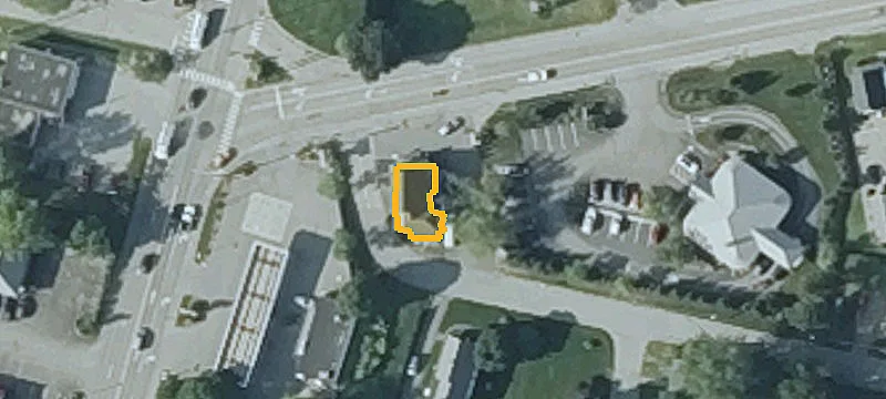 2002 Belfast Ave