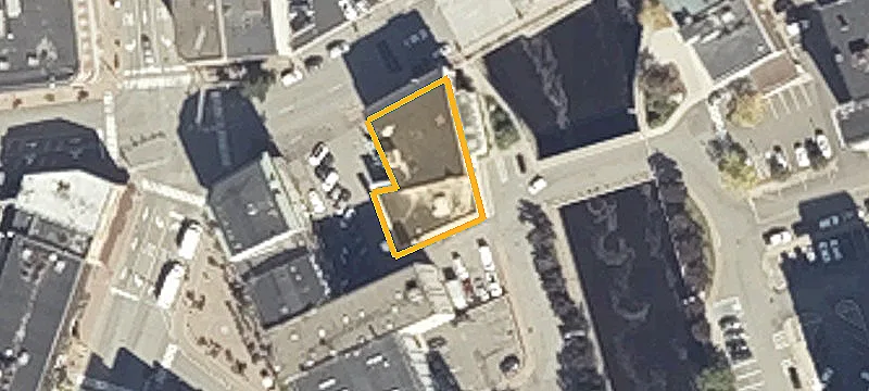 2 Hammond St