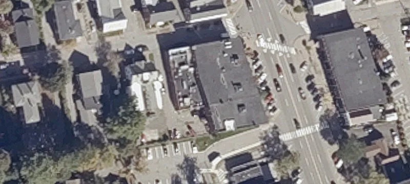 90 Maine St
