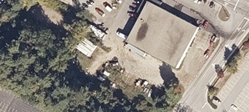 1307 Main St