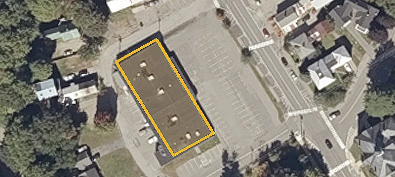 129 Main St