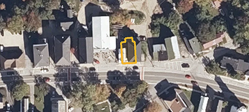 26 Main St