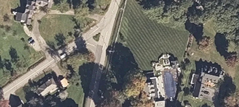 2 Seabury Rd