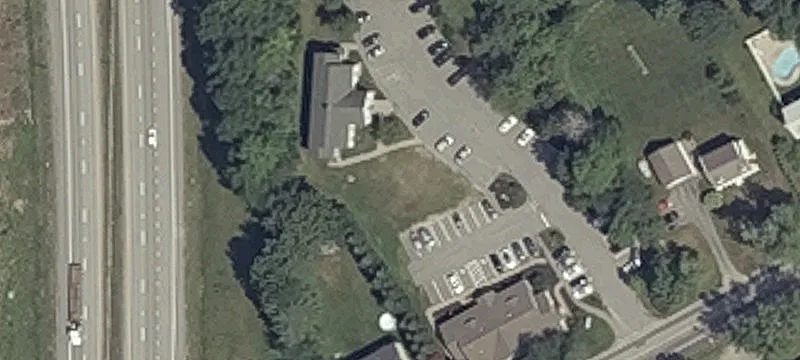 75 Leighton Rd