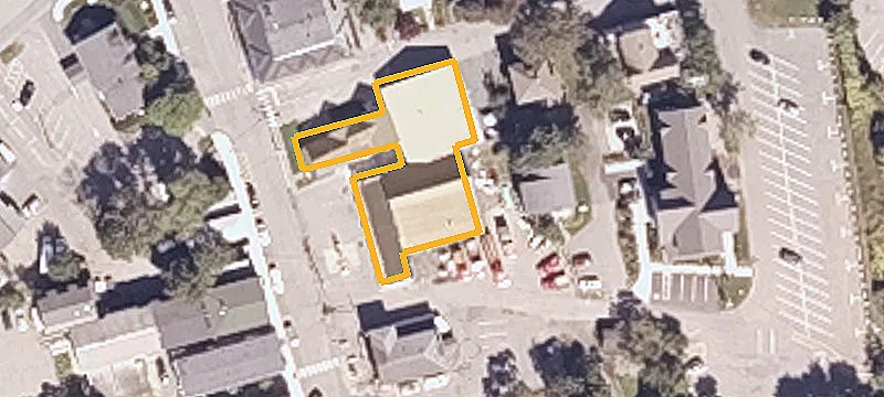 120 Main St