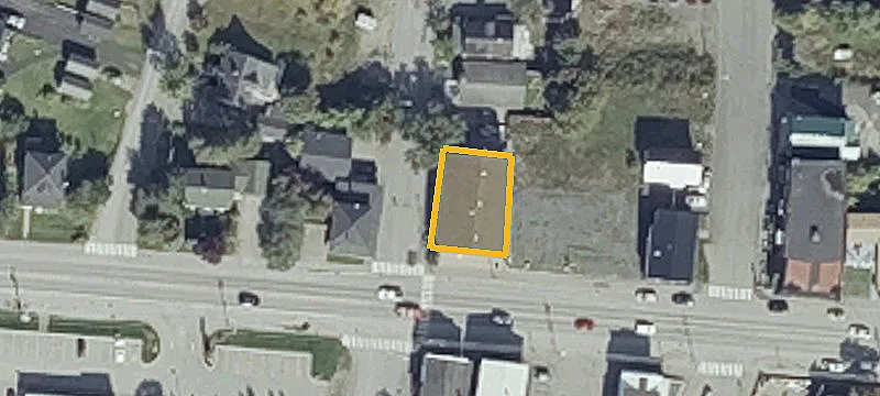 250 Main St